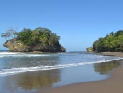 Pantai Madasari, Destinasi Wisata Alam dan Sejarah di Pangandaran