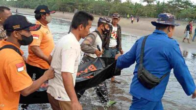Bocah Hilang Tenggelam di Pantai Pangandaran Ditemukan Mengambang