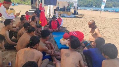 Lifeguard se Jabar Dilatih dan Berkumpul di Pantai Pangandaran