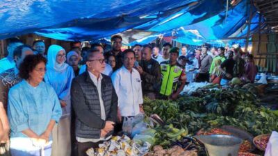 Mendag RI Zulkifli Hasan Tinjau Stok dan Harga Bapok di Pasar Pangandaran